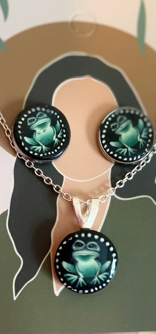 Frog studs and necklace set
