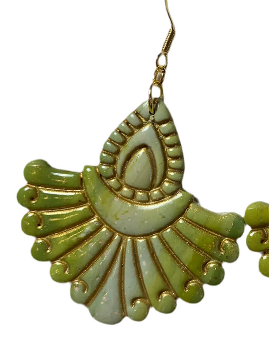 Spanish flair fan earrings