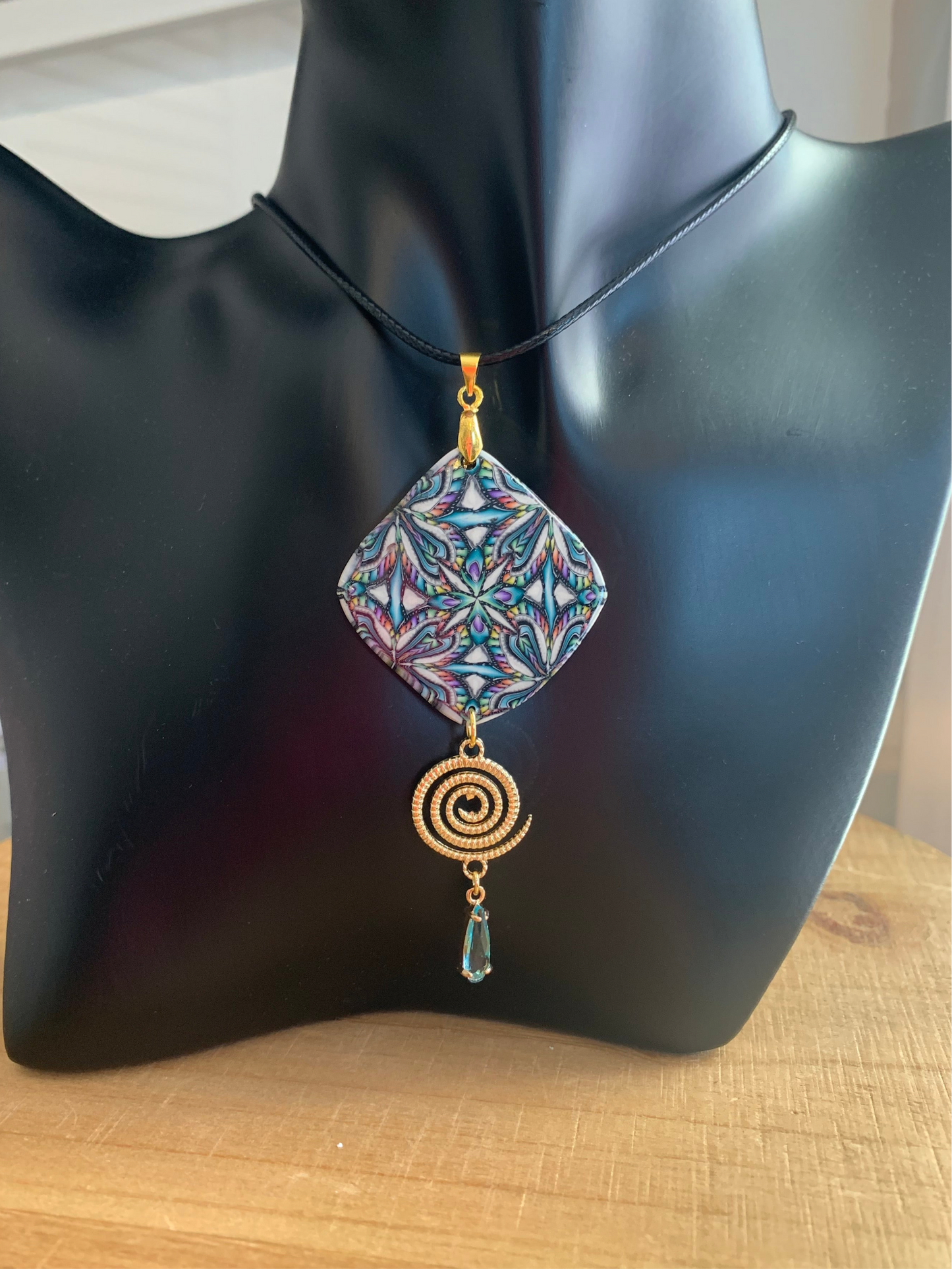 Aurora Flora spiral dreams Necklaces