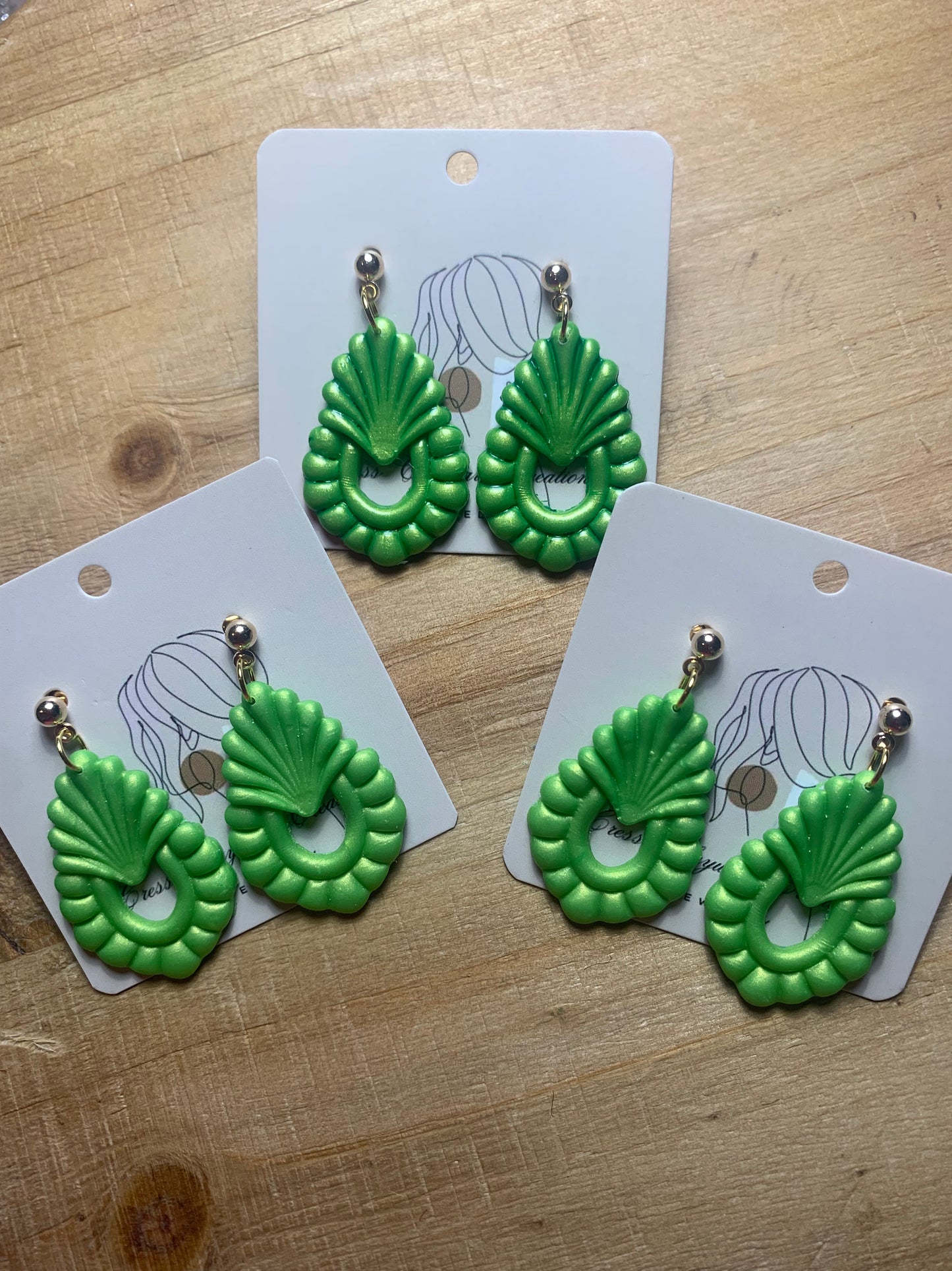 Hispanic flair pearl green earrings