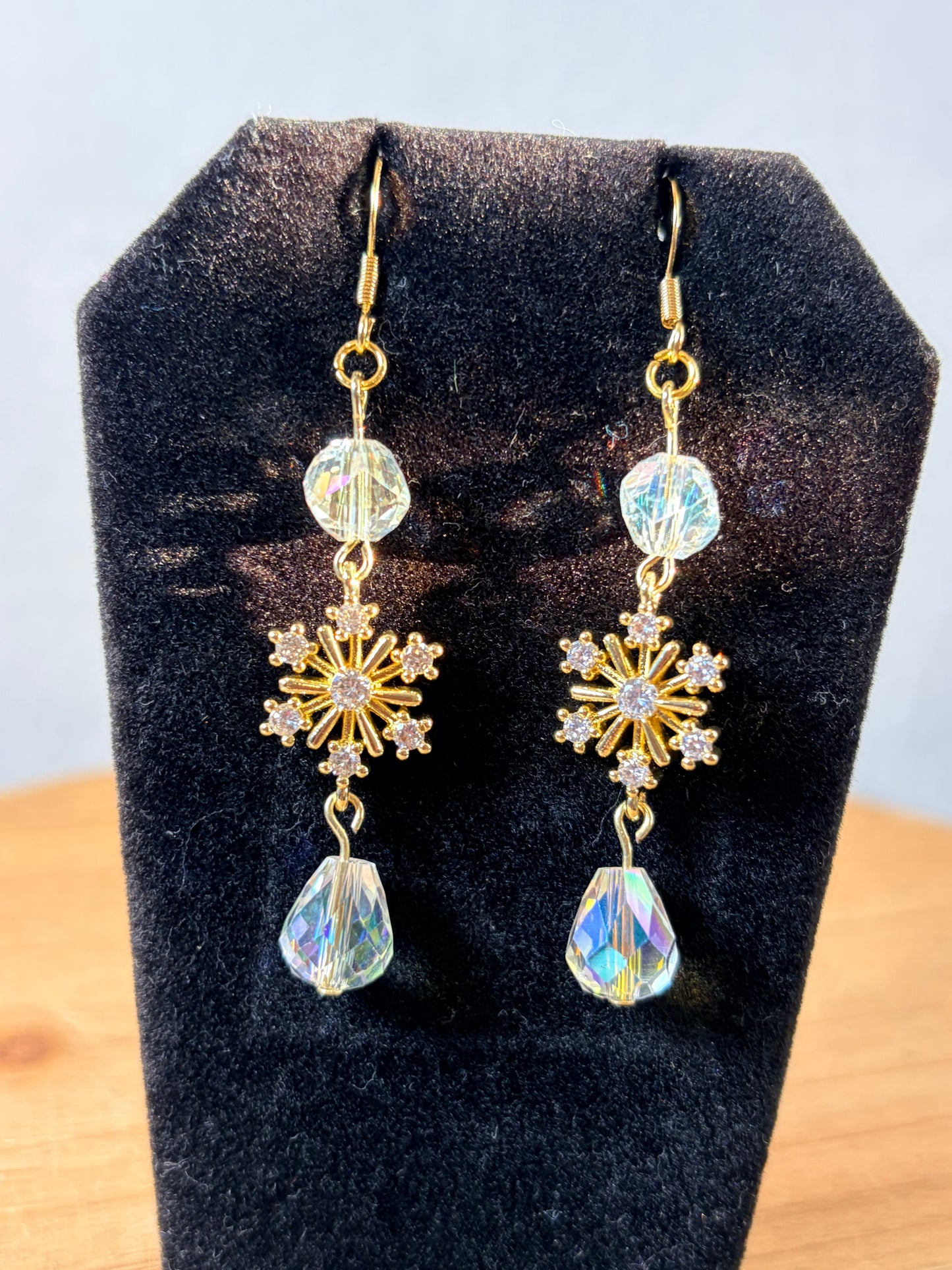 Cystal snow fall earrings