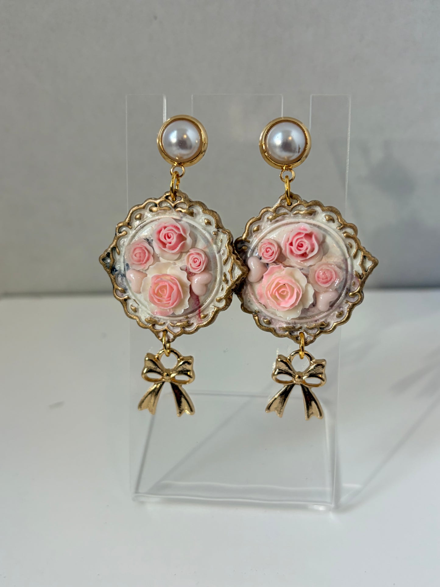 Vintage framed pink flowers
