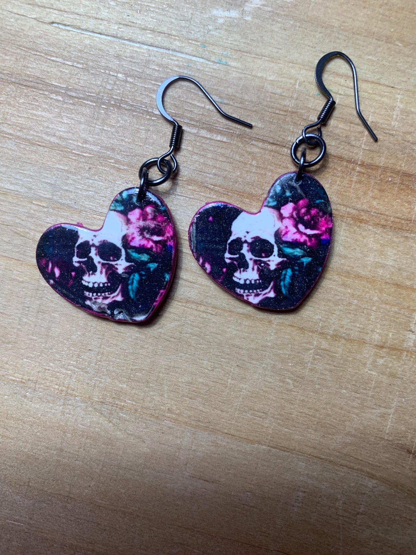 Skull red rose heart earrings