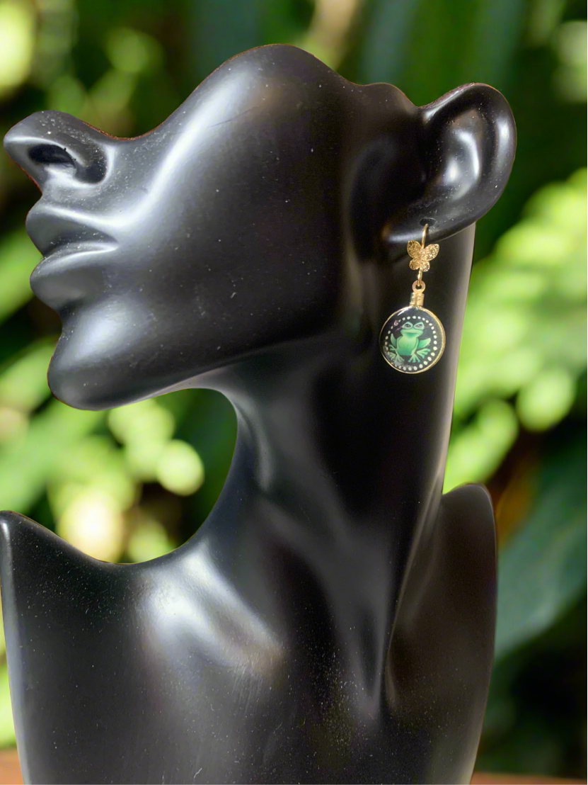 Frog earrings polymer clay