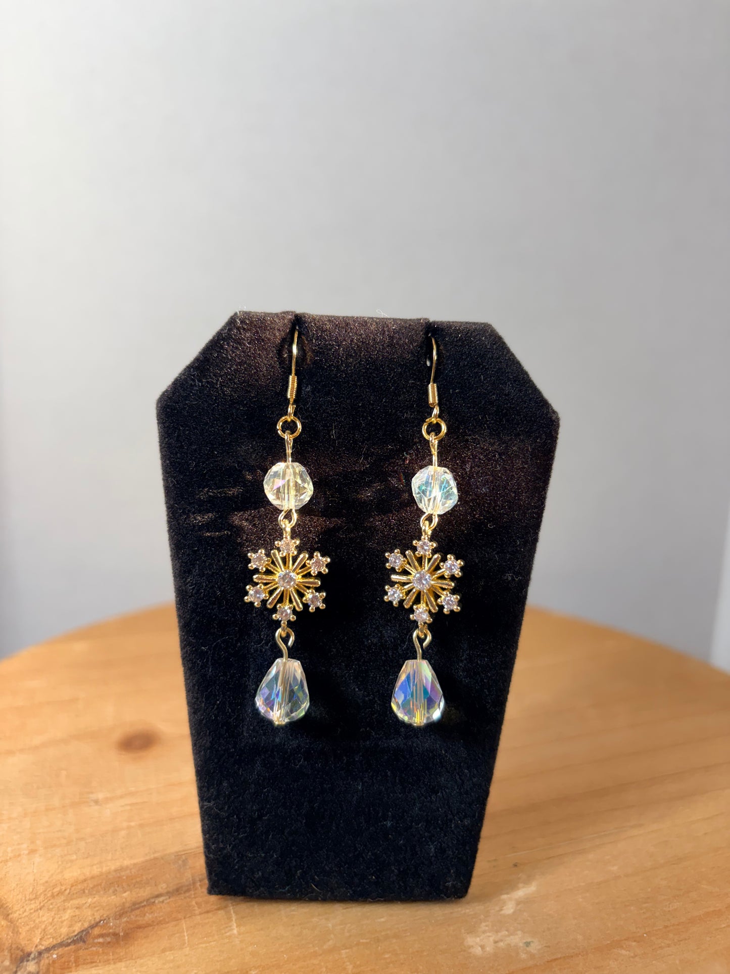 Cystal snow fall earrings