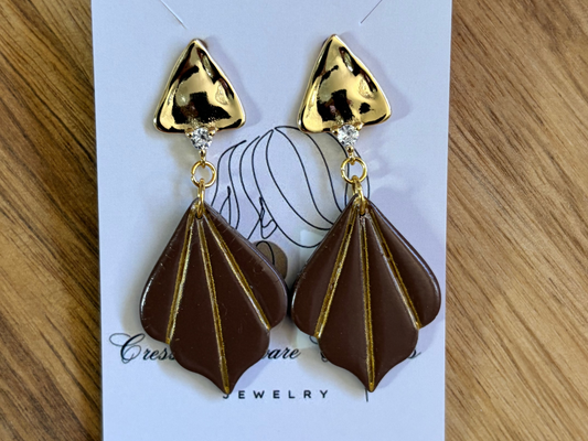 Cocoa petal drops