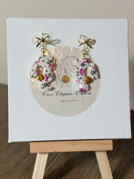 Bunny standing earrings