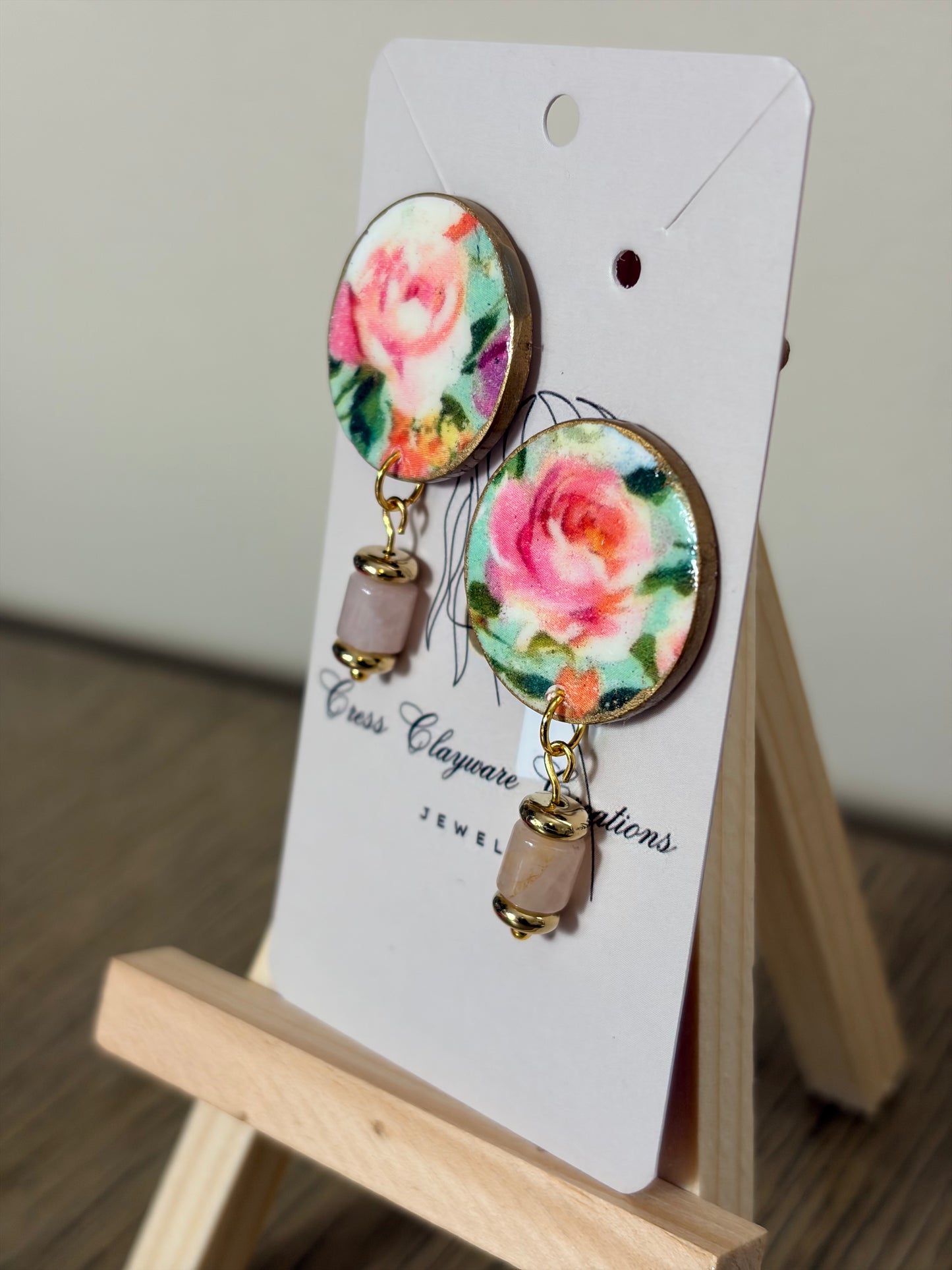 Flora circles with quartz stone