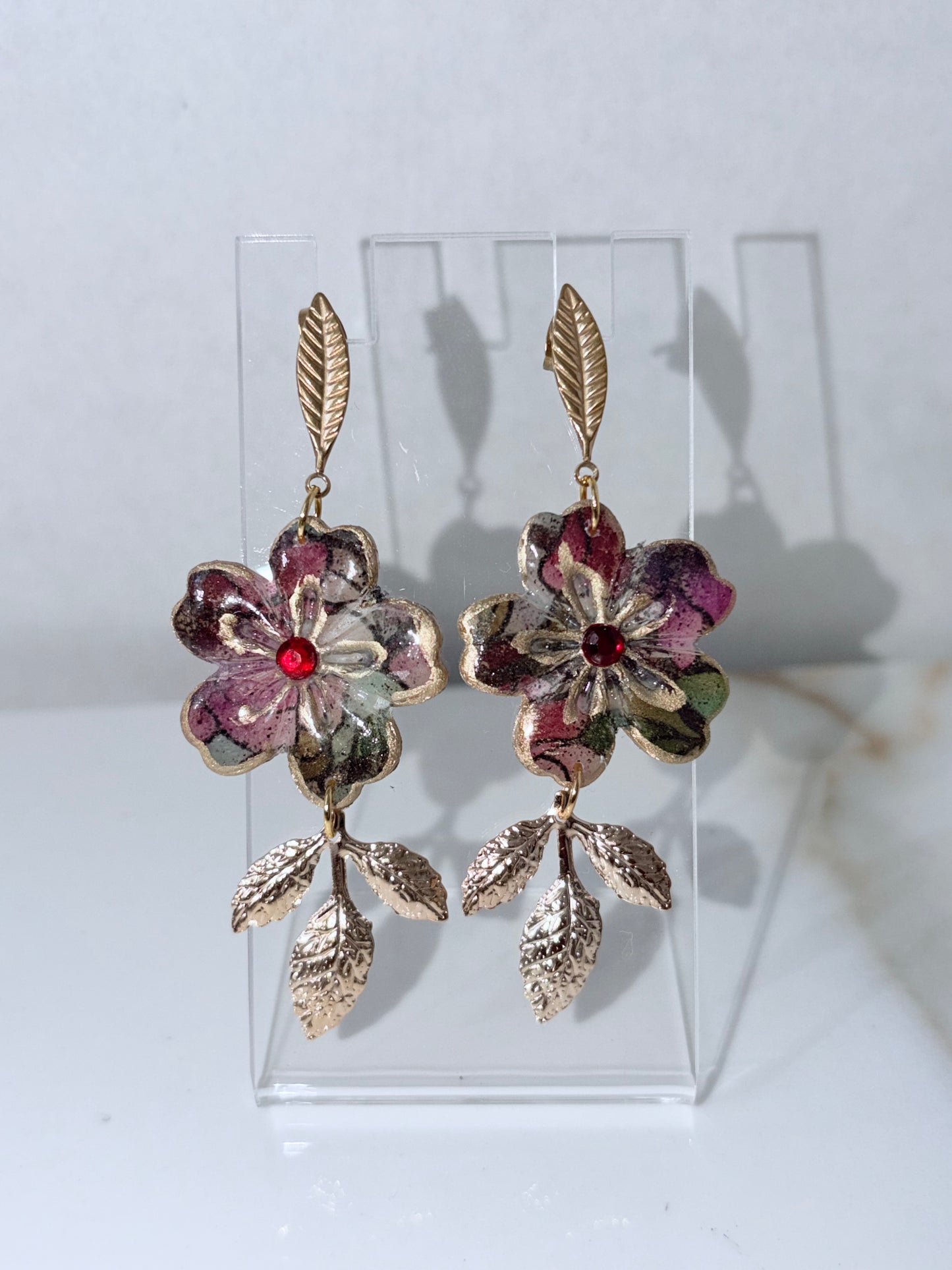 Gold leaf translucent flowers