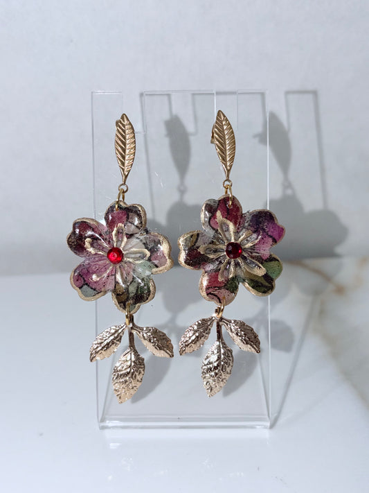 Gold leaf translucent flowers